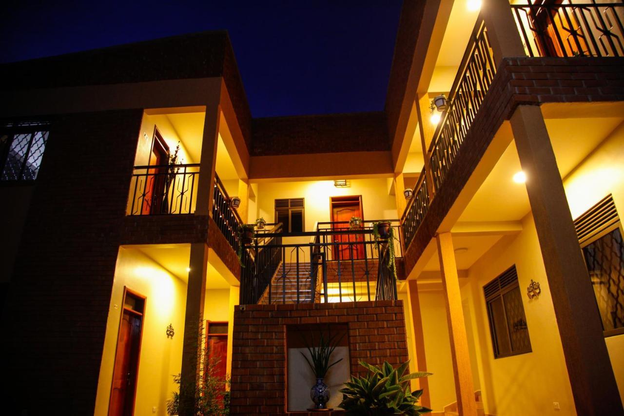 Fred And Winnie Bnb Kampala Kültér fotó